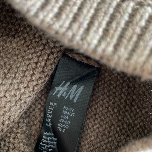 Baby beanie with ears - Picture 3 of 3